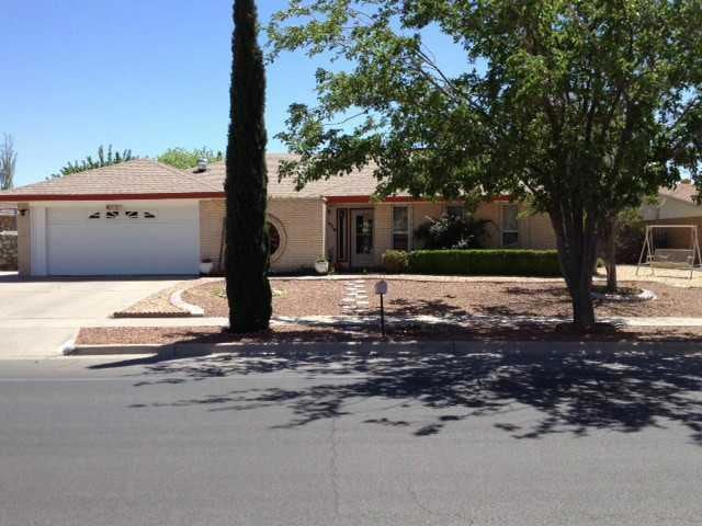 10678 Janway Dr, El Paso, TX 79935 - photo 1