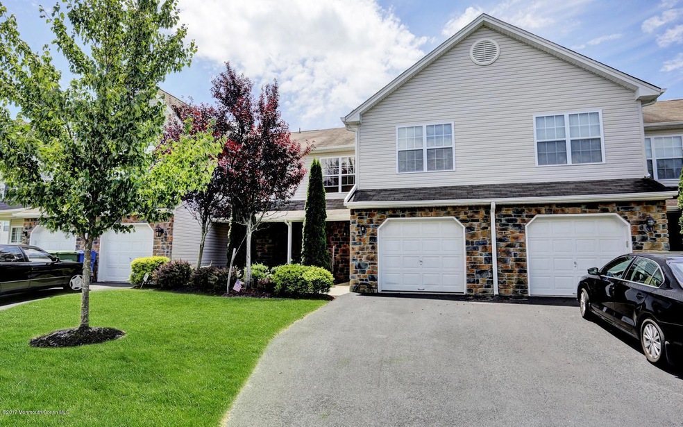 31 Thistledown St unit 3368, Tinton Falls, NJ 07753 - photo 1