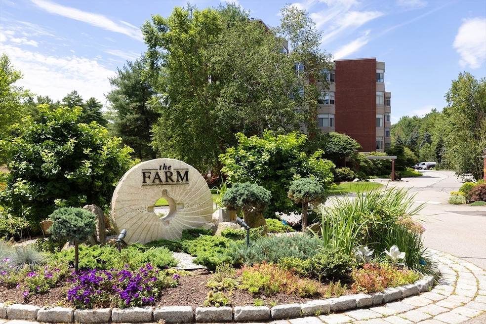 99 Florence St unit 405A, Chestnut Hill, MA 02467 - photo 1