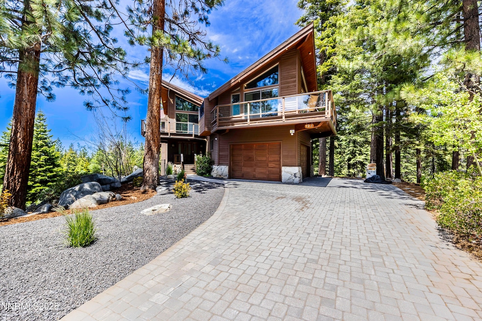 124 Delissa Exterior Landcape-2