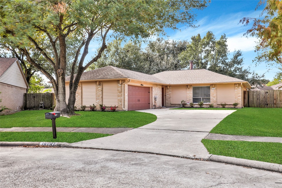 16747 Dew Drop Ln, Houston, TX 77095 - photo 1