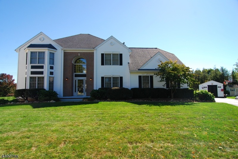 9 Irving Ct, Ledgewood, NJ 07852 - photo 1