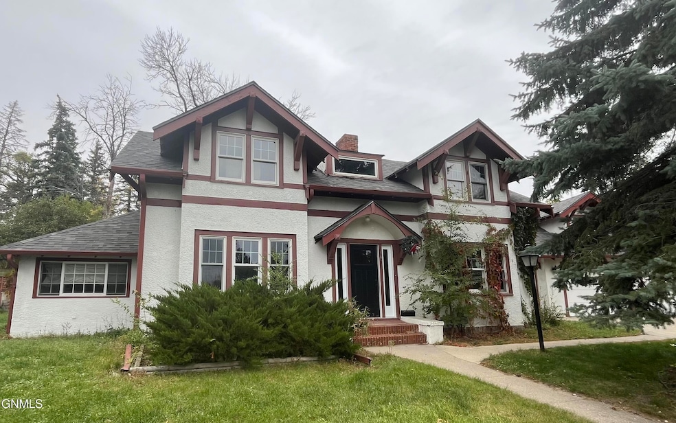 807 5th St NE, Jamestown, ND 58401 - photo 1