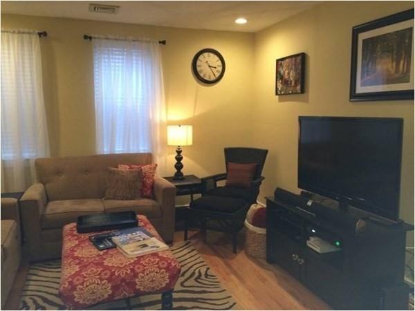 110 Riverway unit 6, Boston, MA 02215 - photo 1