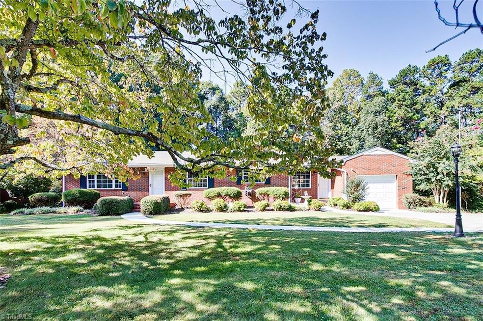 2128 Zoo Pkwy, Asheboro, NC 27205 - photo 1