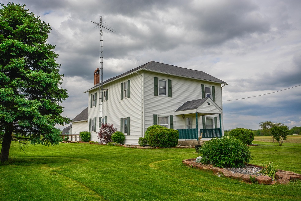 9325 National Rd, Wapakoneta, OH 45895 - photo 1