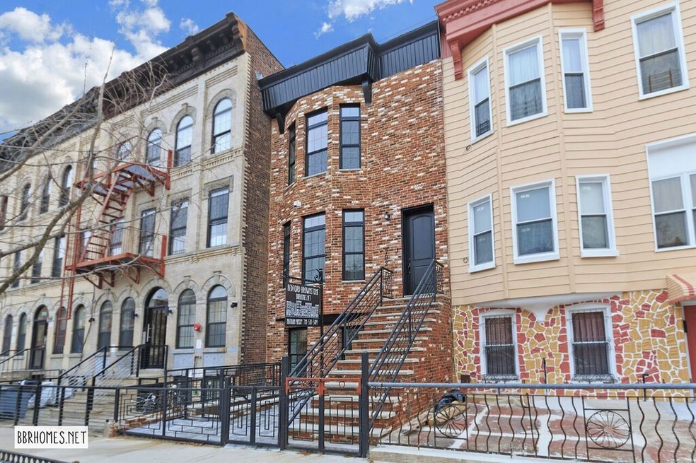 702 Macdonough St, Brooklyn, NY 11233 - photo 1