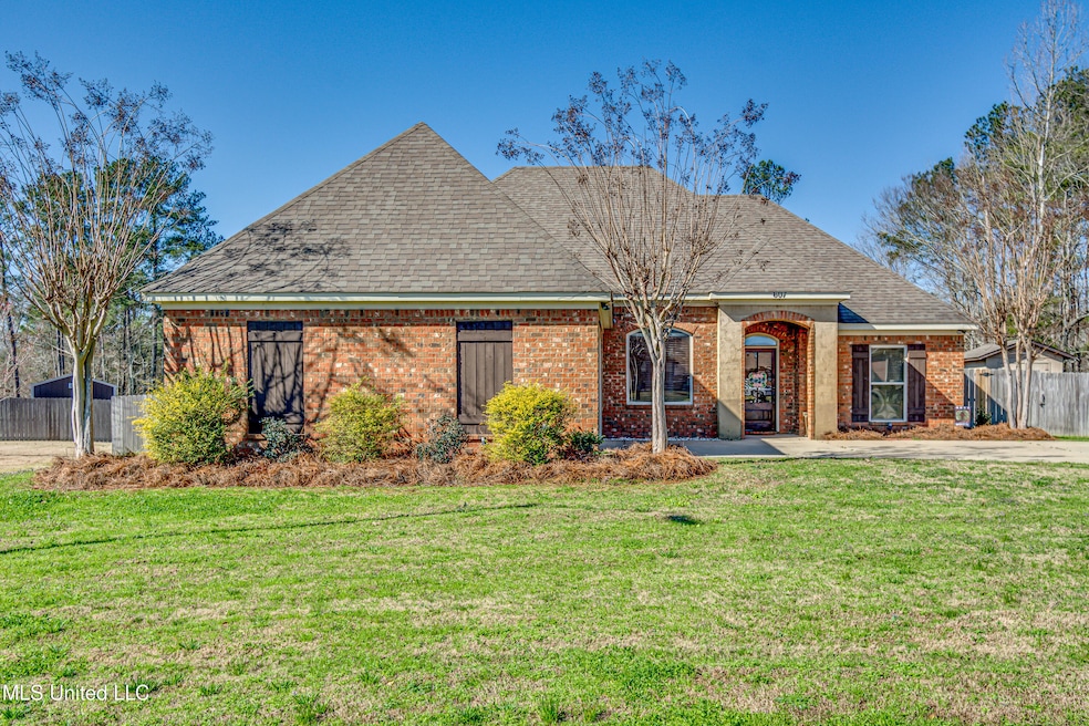 607 Tucker Crossing-5