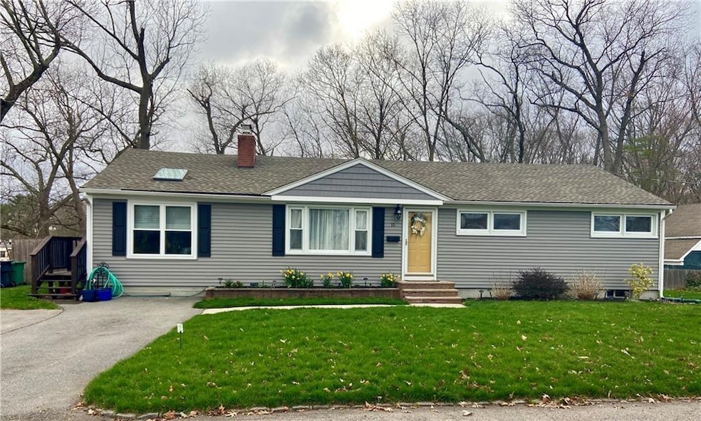 15 Black St, Warwick, RI 02888 - photo 1