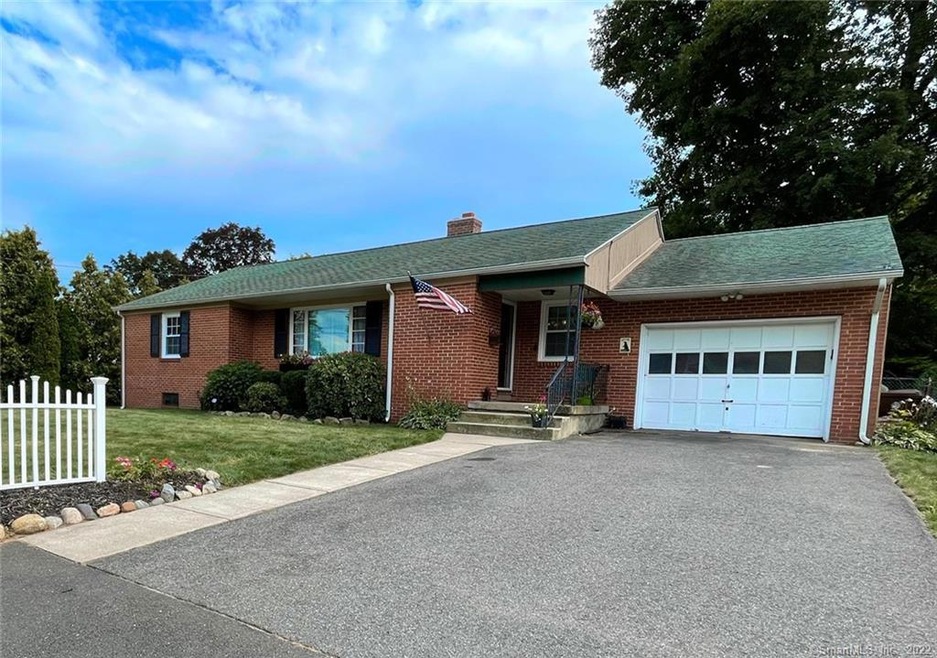 6 Claremont Ave, Enfield, CT 06082 - photo 1