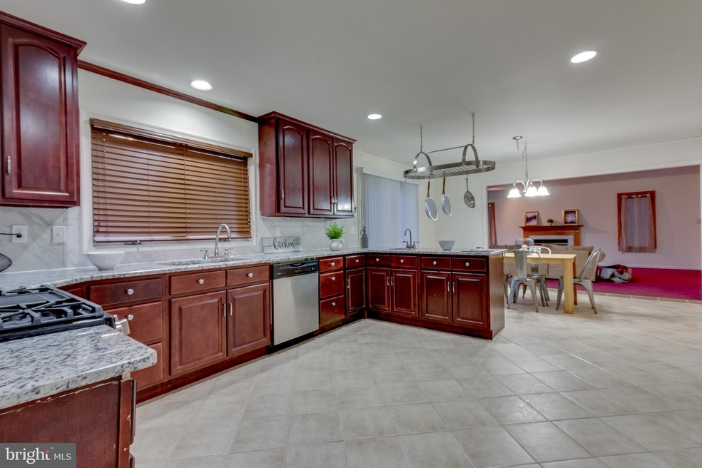 46 Roberts Dr, Westampton, NJ 08060 - photo 1