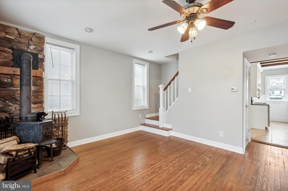 16 S 11th St, Quakertown, PA 18951 - photo 1