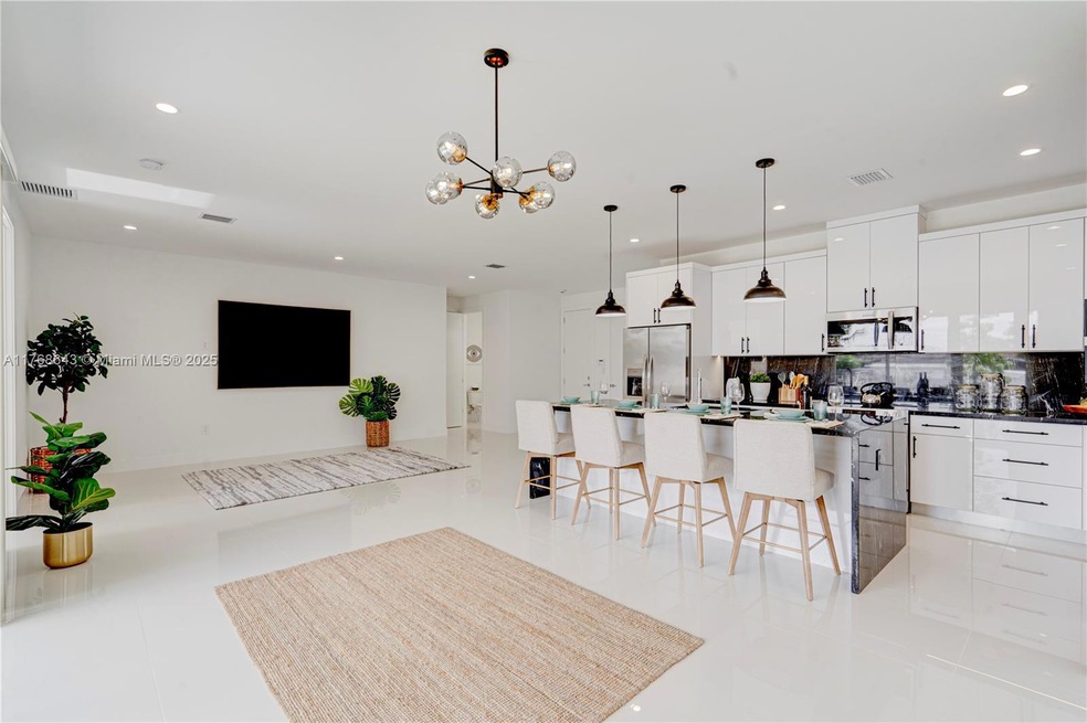 1805 NW 22nd Ct unit 1805, Miami, FL 33125 - photo 1