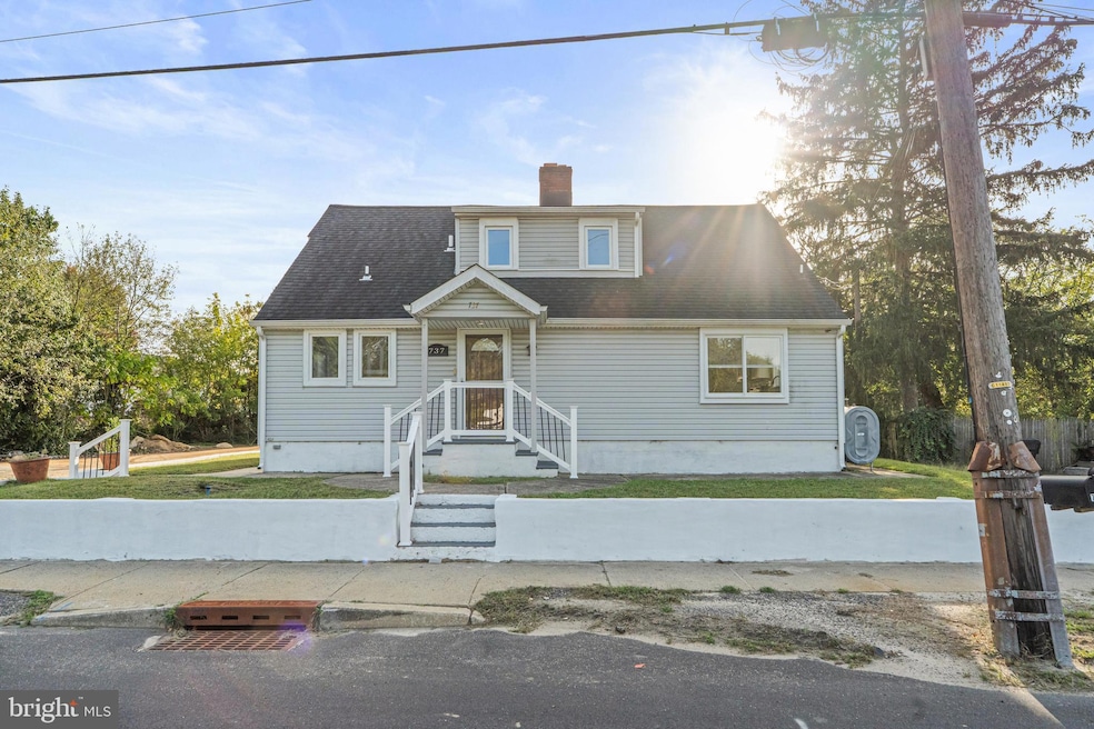 737 Watsontown Rd, Berlin, NJ 08009 - photo 1