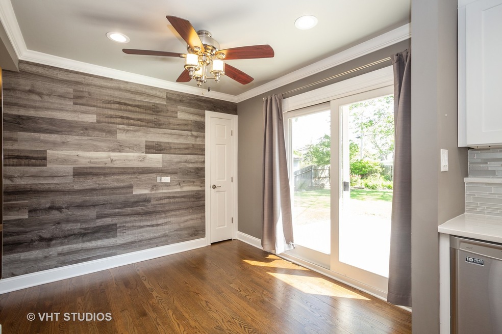 433 N Highland Ave, Elmhurst, IL 60126 - photo 1