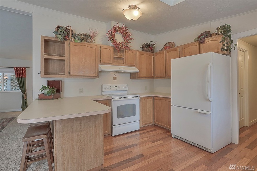 911 243rd St SW, Bothell, WA 98021 - photo 1