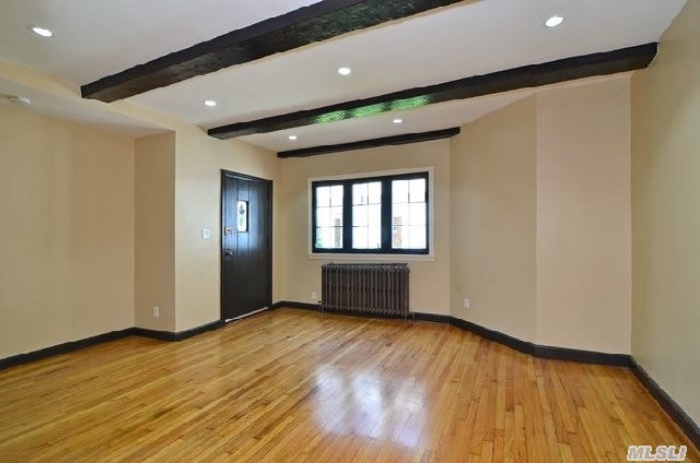 29-07 159th St unit 1 Fl, Flushing, NY 11358 - photo 1