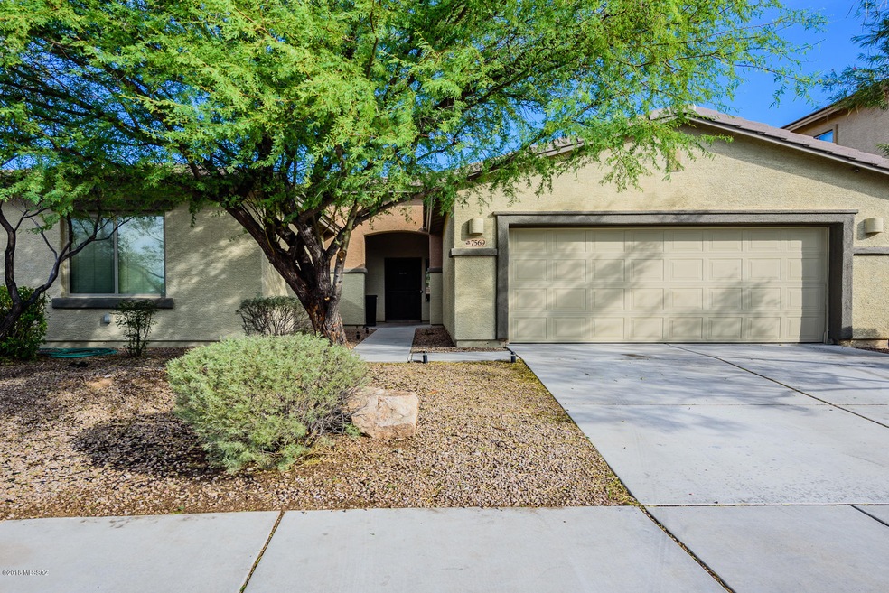 003 - 7569 E. Picket Fence Lane