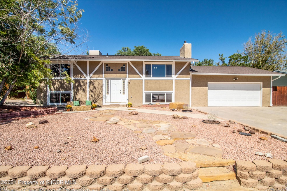 5608 Holmes Dr, Farmington, NM 87402 - photo 1