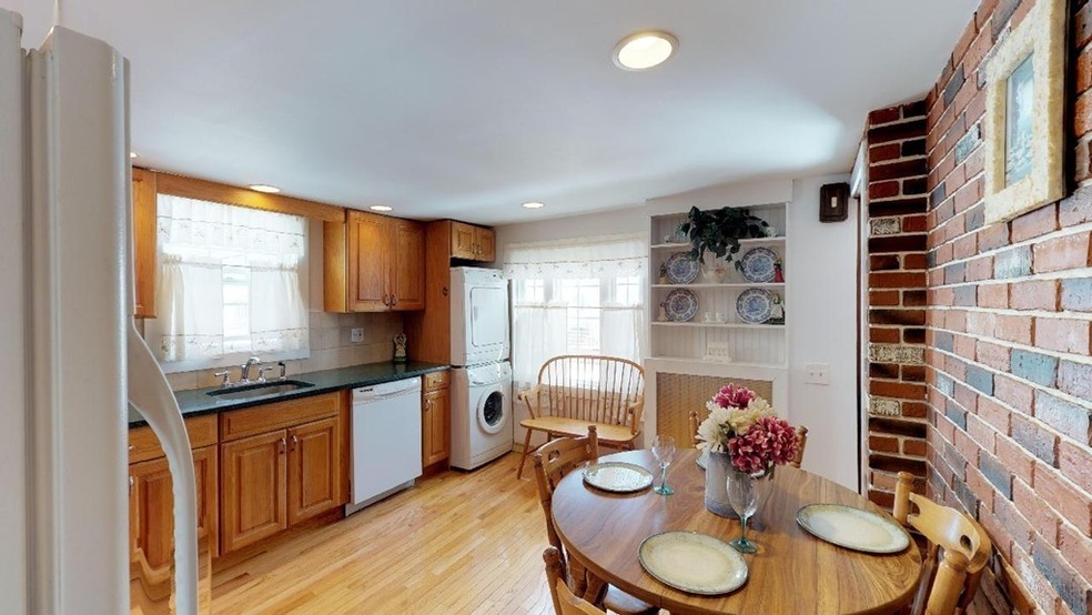 20 Beacon St, Arlington, MA 02474 - photo 1