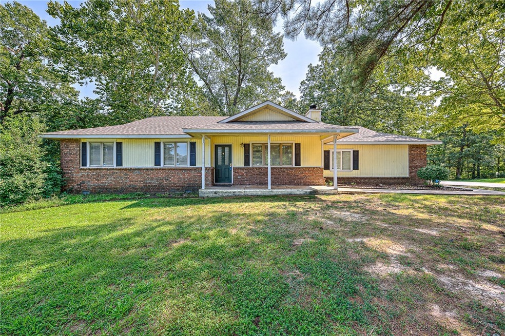 1 Elton Ln, Bella Vista, AR 72714 - photo 1