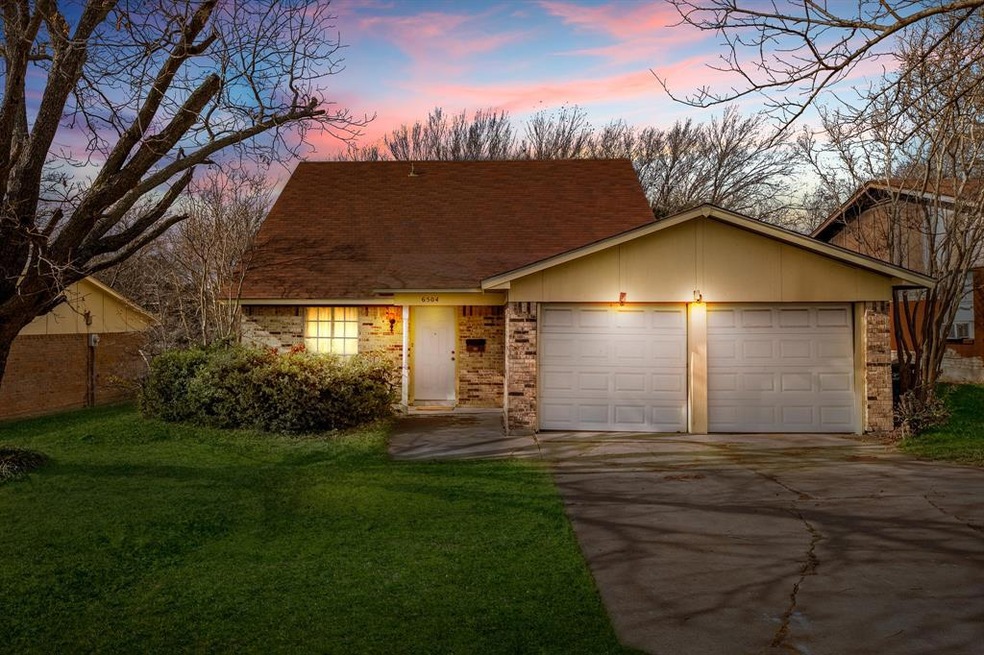 6504 Woodway Dr, Fort Worth, TX 76133 - photo 1