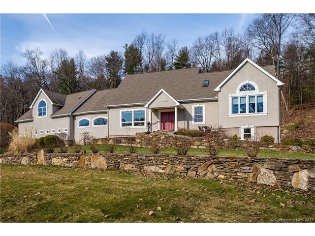 WELCOME HOME TO 199 WESTLEDGE IN SIMSBURY CONNECTI
