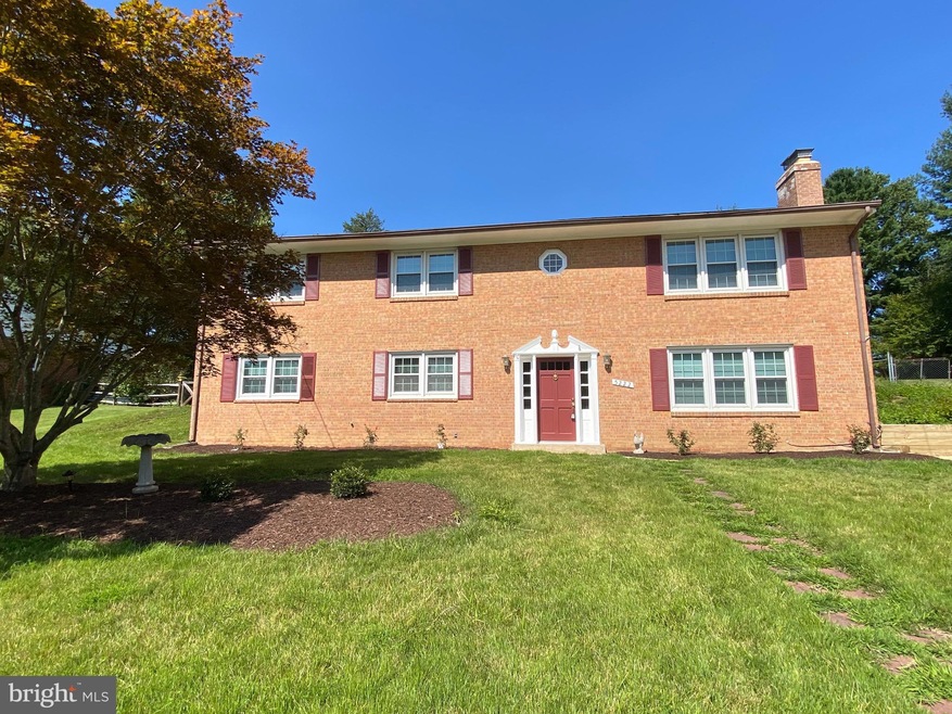 5222 Portsmouth Rd, Fairfax, VA 22032 - photo 1