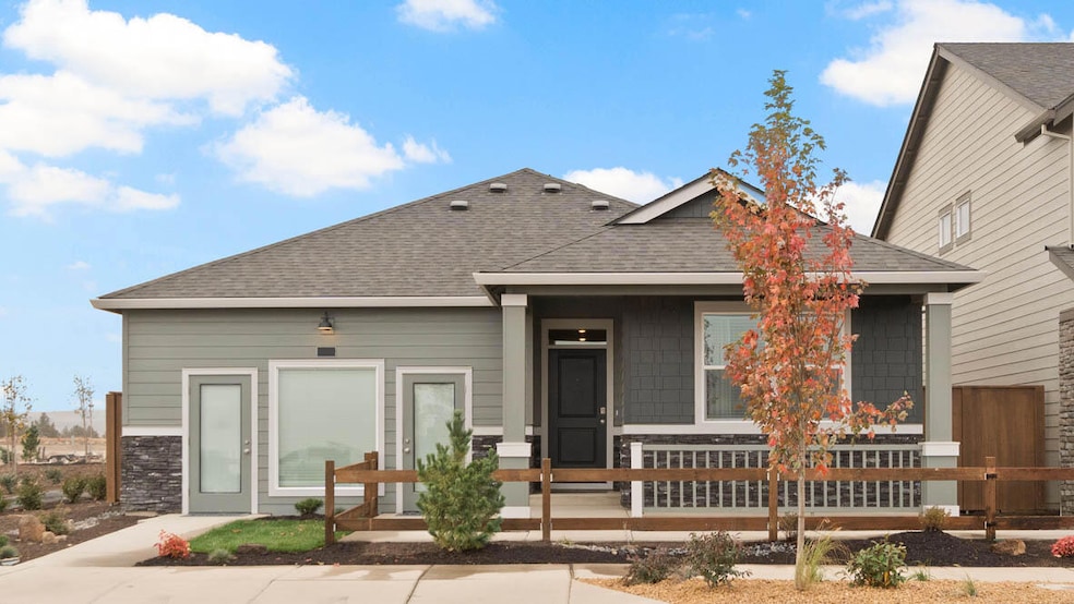 For Sale $604,995 • Co-Listing Agent