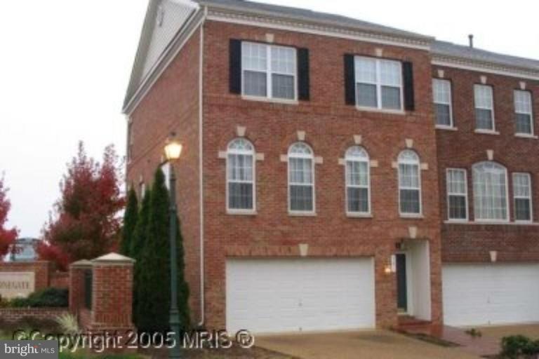 6231 Shackelford Terrace, Alexandria, VA 22312 - photo 1