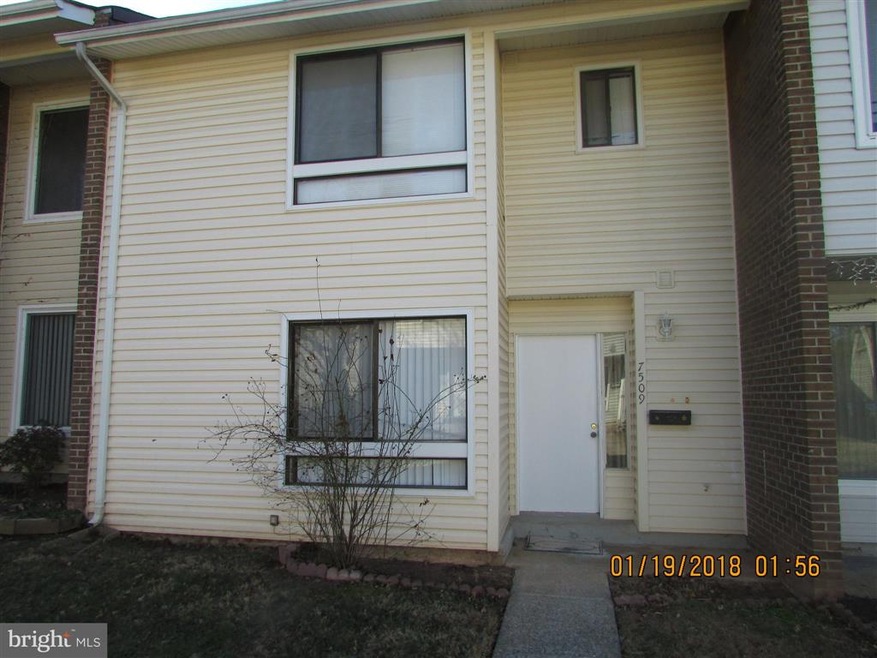 7509 Purdue Ct unit 11, Manassas, VA 20109 - photo 1