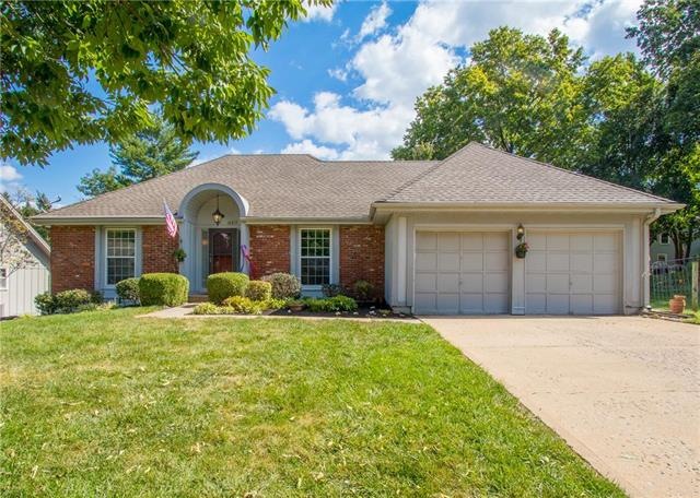 12217 W 101st St, Lenexa, KS 66215 - photo 1