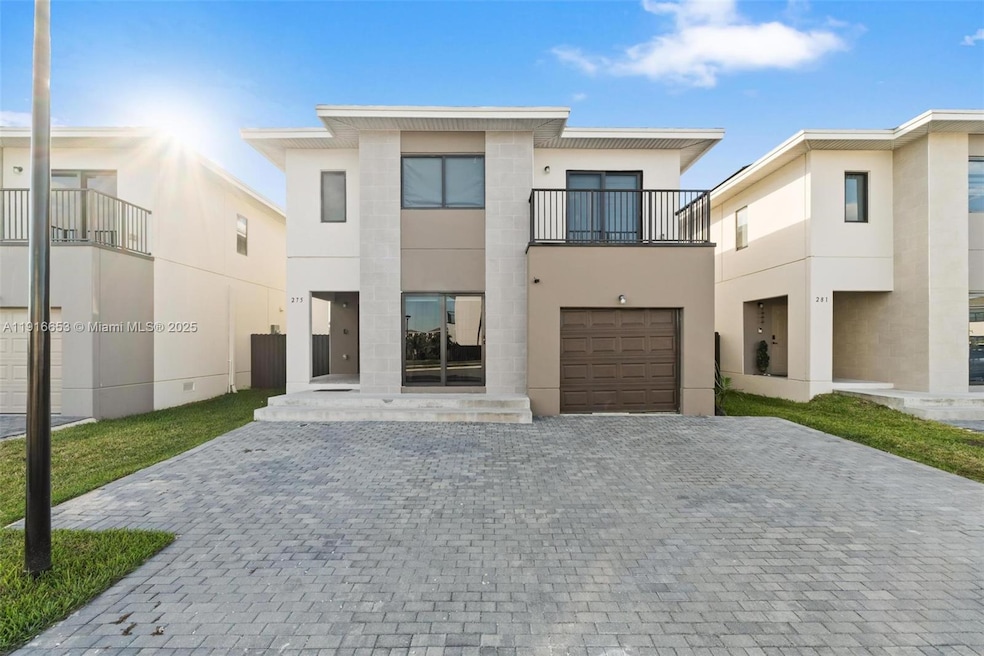 275 NW 13th Place unit 1, Florida City, FL 33034 - photo 1