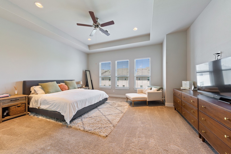 Boosting with natural light, high ceilings and a n