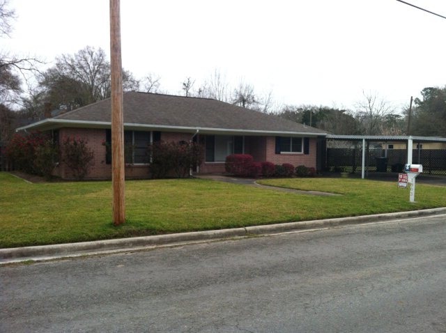 1803 Austin St, Bay City, TX 77414 - photo 1