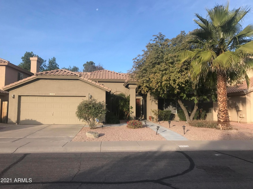 1022 N Maple Ct, Chandler, AZ 85226 - photo 1