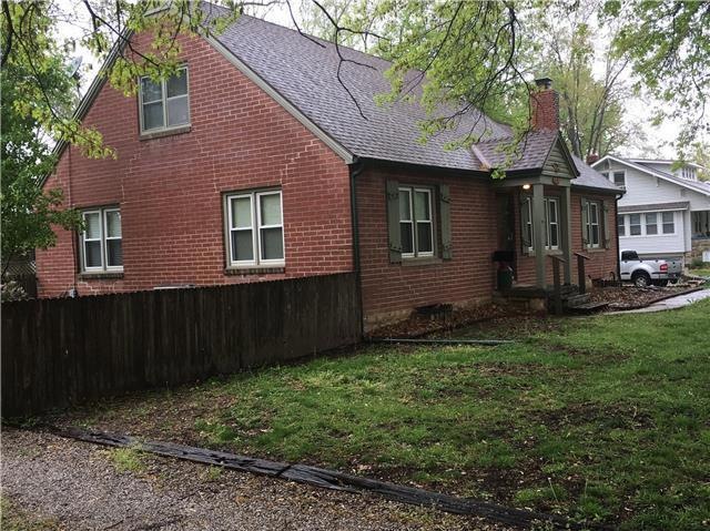 5804 Garnett St, Shawnee, KS 66203 - photo 1