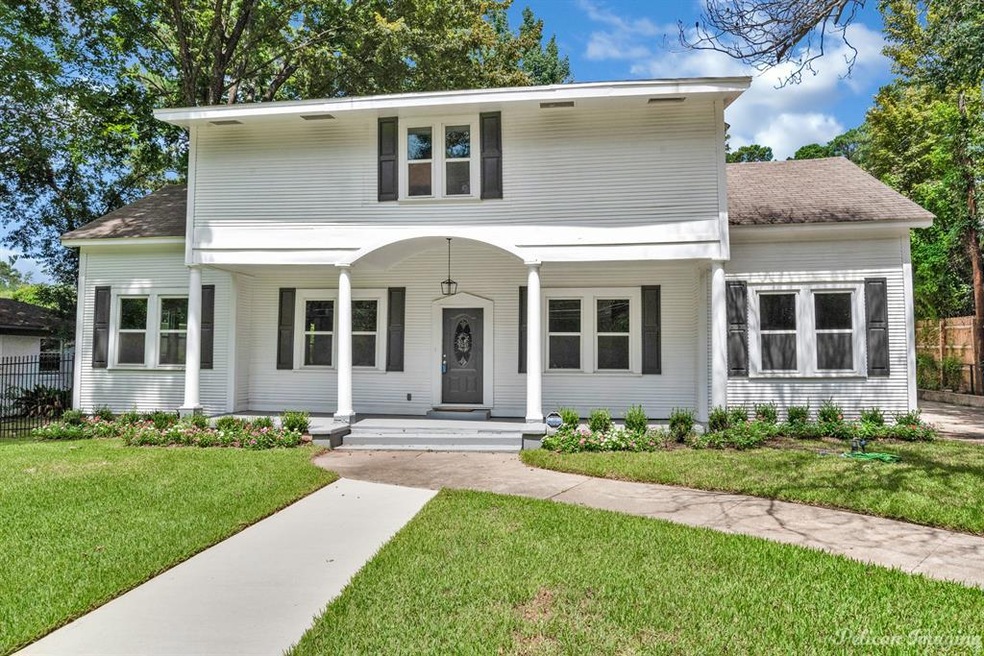 WOW!!  Completely remodeled home with great South 