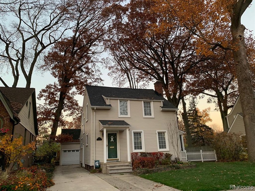 Outside 3.jpg