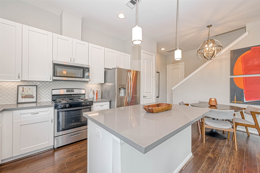 5610 Patrick St unit K, Houston, TX 77076 - photo 1