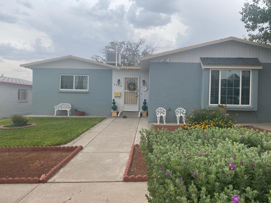 2704 Jefferson Ave, El Paso, TX 79930 - photo 1