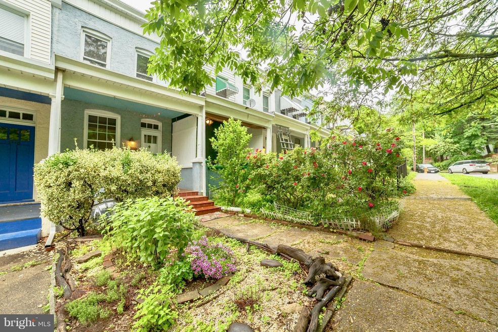 1114 Roland Heights Ave, Baltimore, MD 21211 - photo 1