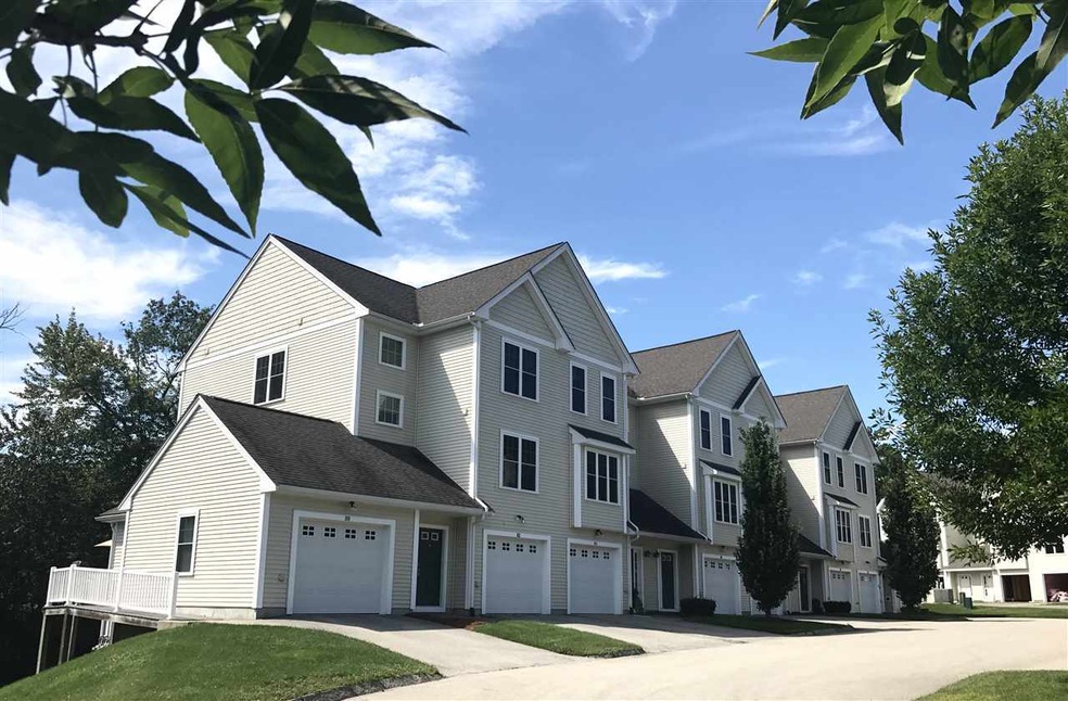 45 Bennett St unit 45, Nashua, NH 03064 - photo 1