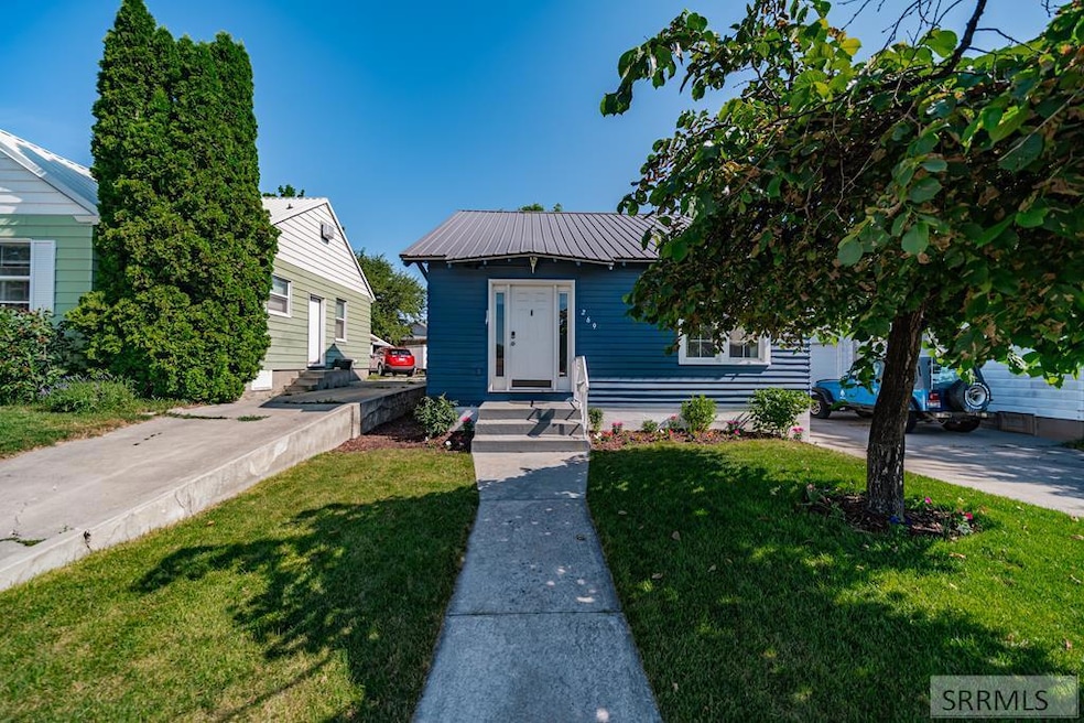 For Sale $285,000 • Co-Listing Agent