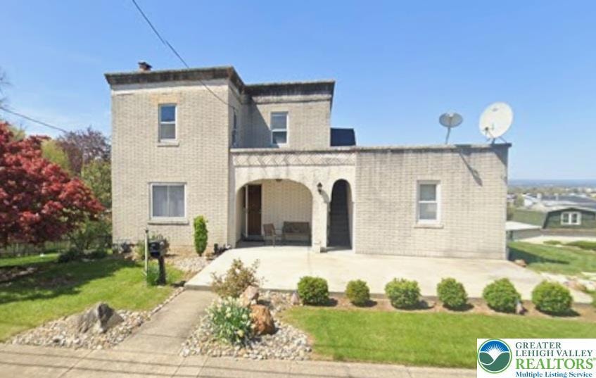 915 E Hamilton St unit 2nd FL, Allentown, PA 18109 - photo 1