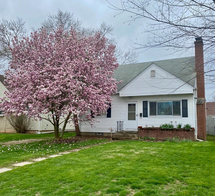 879 Chestershire Rd, Columbus, OH 43204 - photo 1