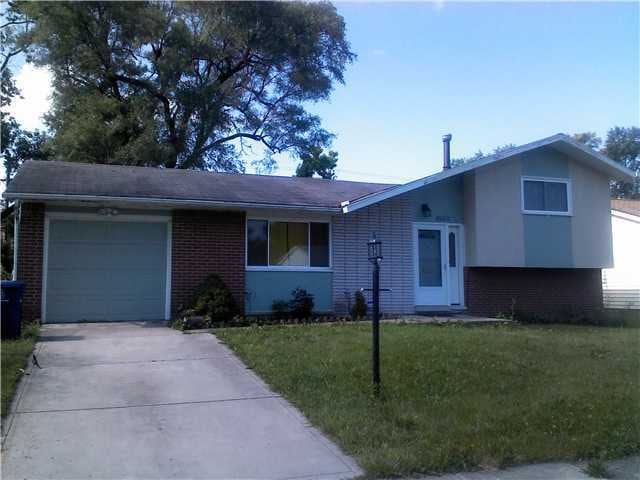 4933 Downing Dr, Columbus, OH 43232 - photo 1