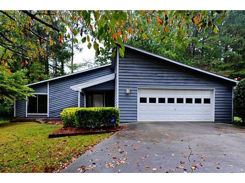 Exterior Front. Wonderful 3 BR/2 BA Home in Roswel