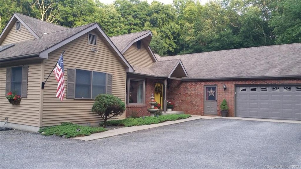 Front view of home at 530 Route 164 with convenien