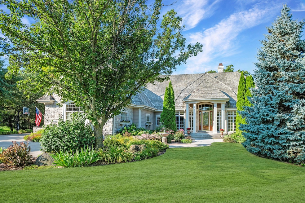 1600 E Juniper Way, Hartland, WI 53029 - photo 1